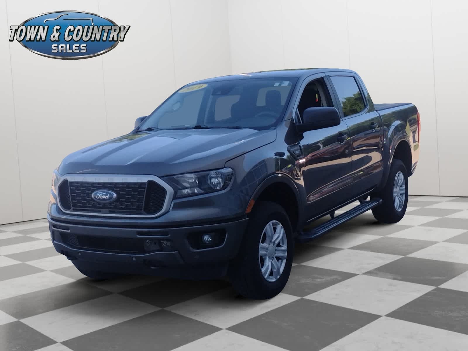 Used 2019 Magnetic Ford XLT image 3