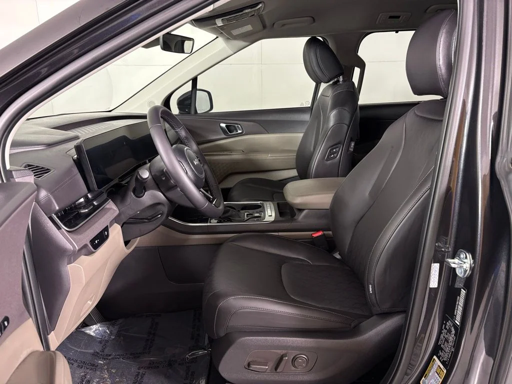 New 2026 Gray Kia EX image 16