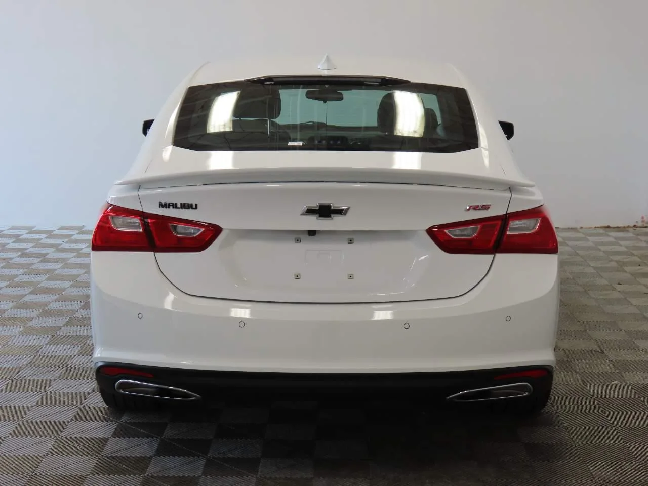 Certified Used 2025 Summit White Chevrolet RS image 4