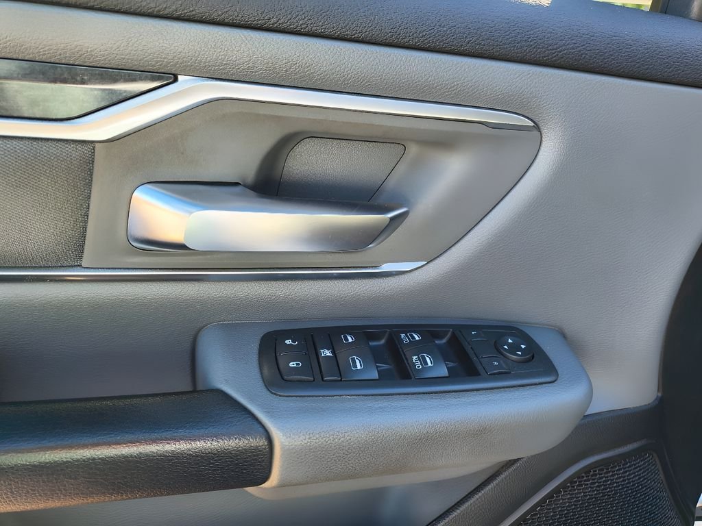 Used 2019 Bright White Clearcoat Ram Big Horn image 16