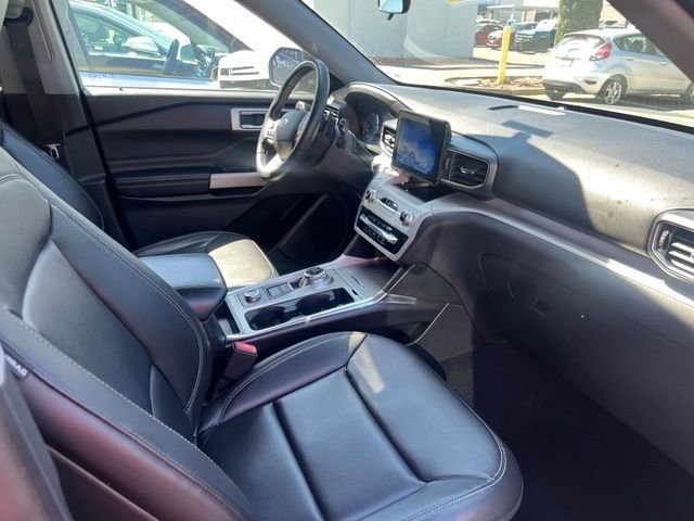 Used 2020 Green Ford XLT image 5