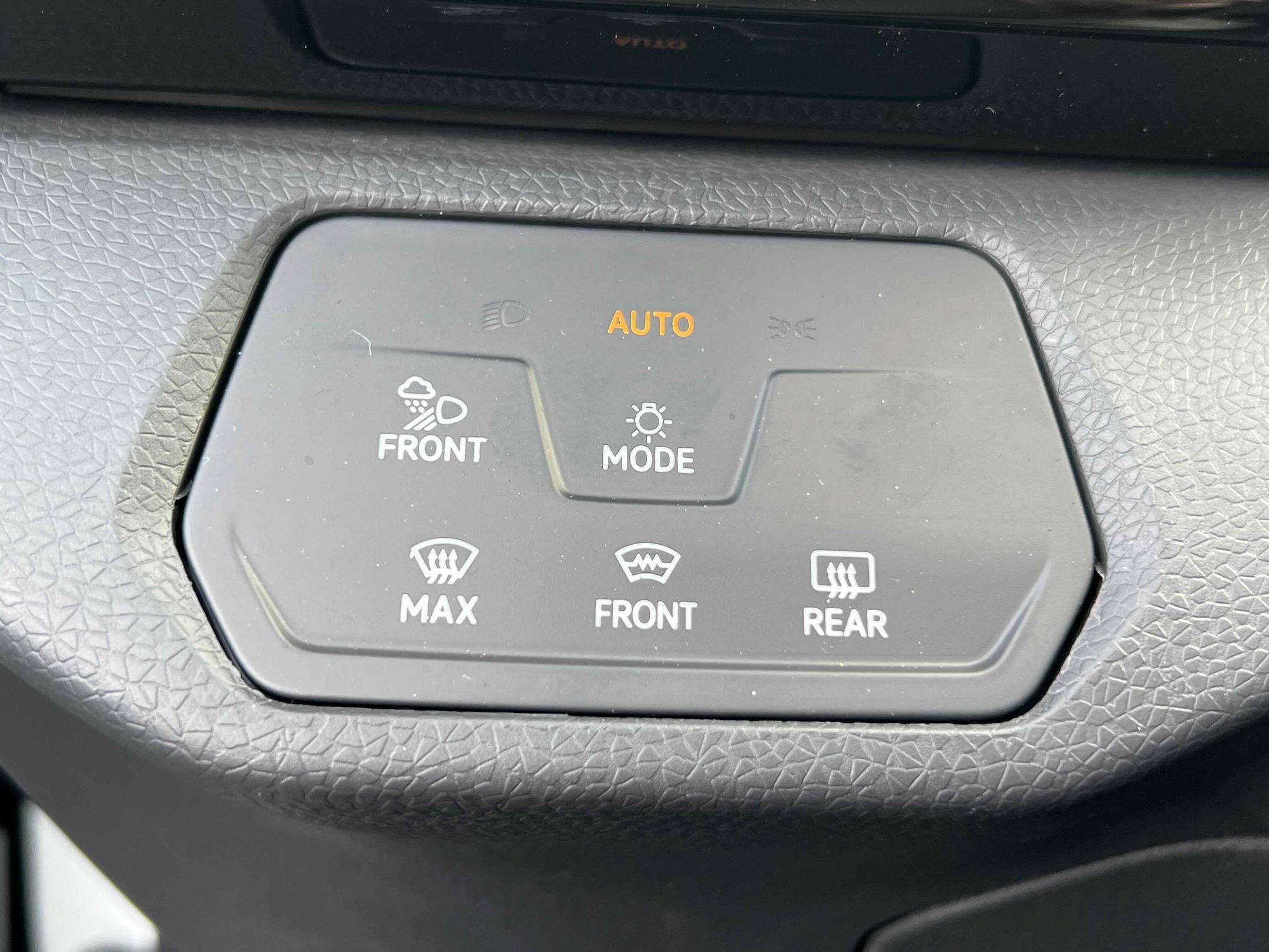 New 2026 Opal White Volkswagen Pro S Plus image 32
