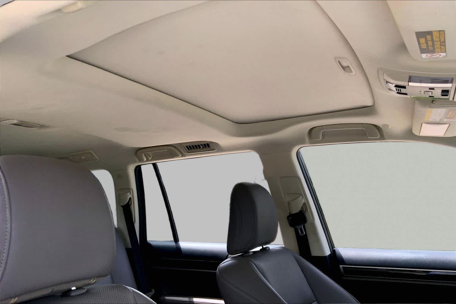 Used 2020 Starfire Pearl Lexus Premium image 26