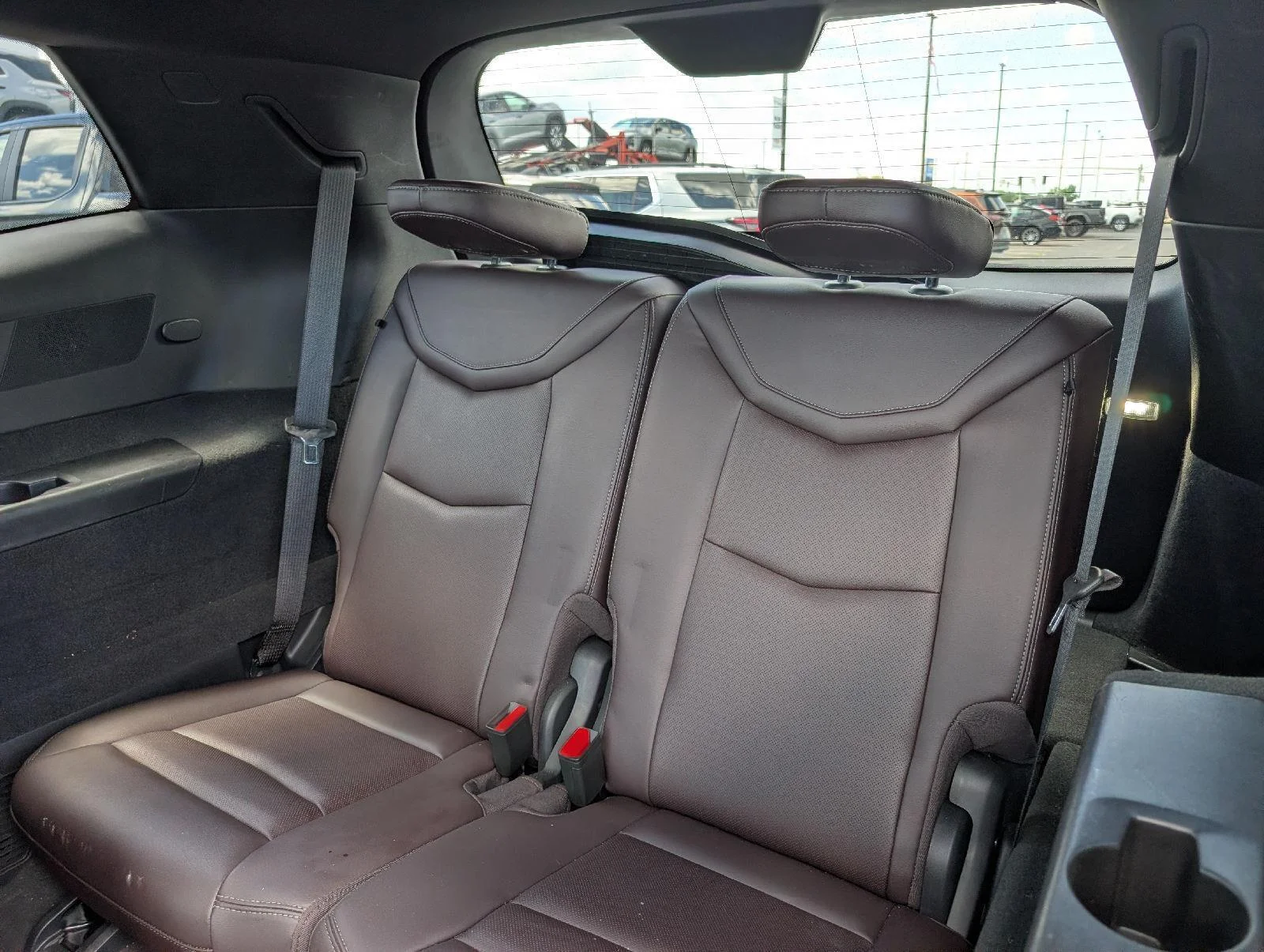 Used 2022 Dark Moon Blue Metallic Cadillac Premium Luxury image 10