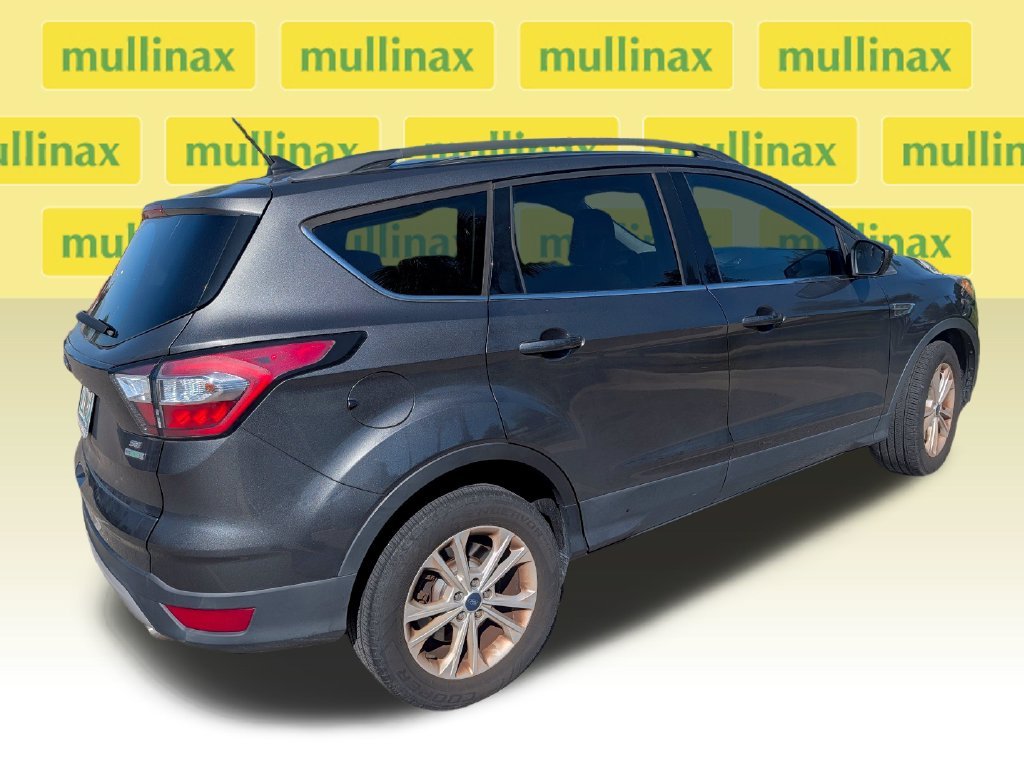 Used 2018 Gray Ford SE image 4