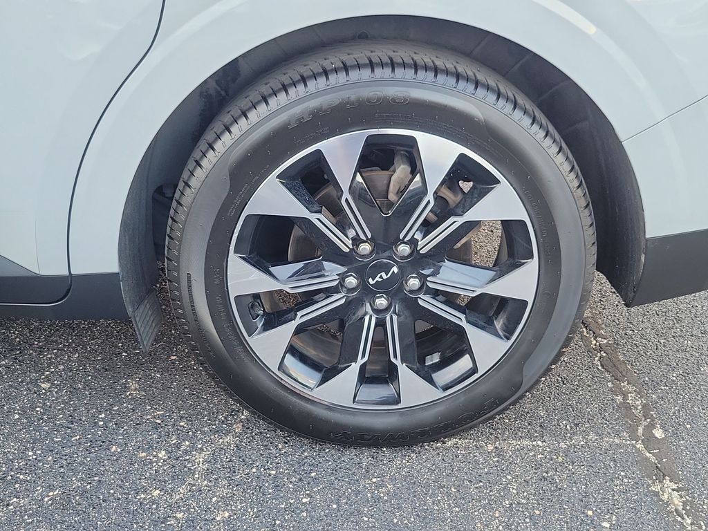 Certified Used 2024 Ceramic Silver Kia EX image 30