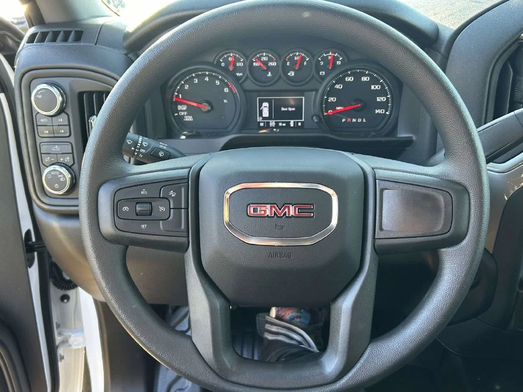New 2026 Summit White GMC Pro image 26