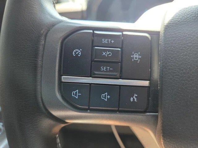 Used 2024 Oxford White Ford XLT image 14