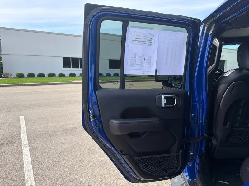 Used 2020 Blue Jeep Unlimited Rubicon image 11