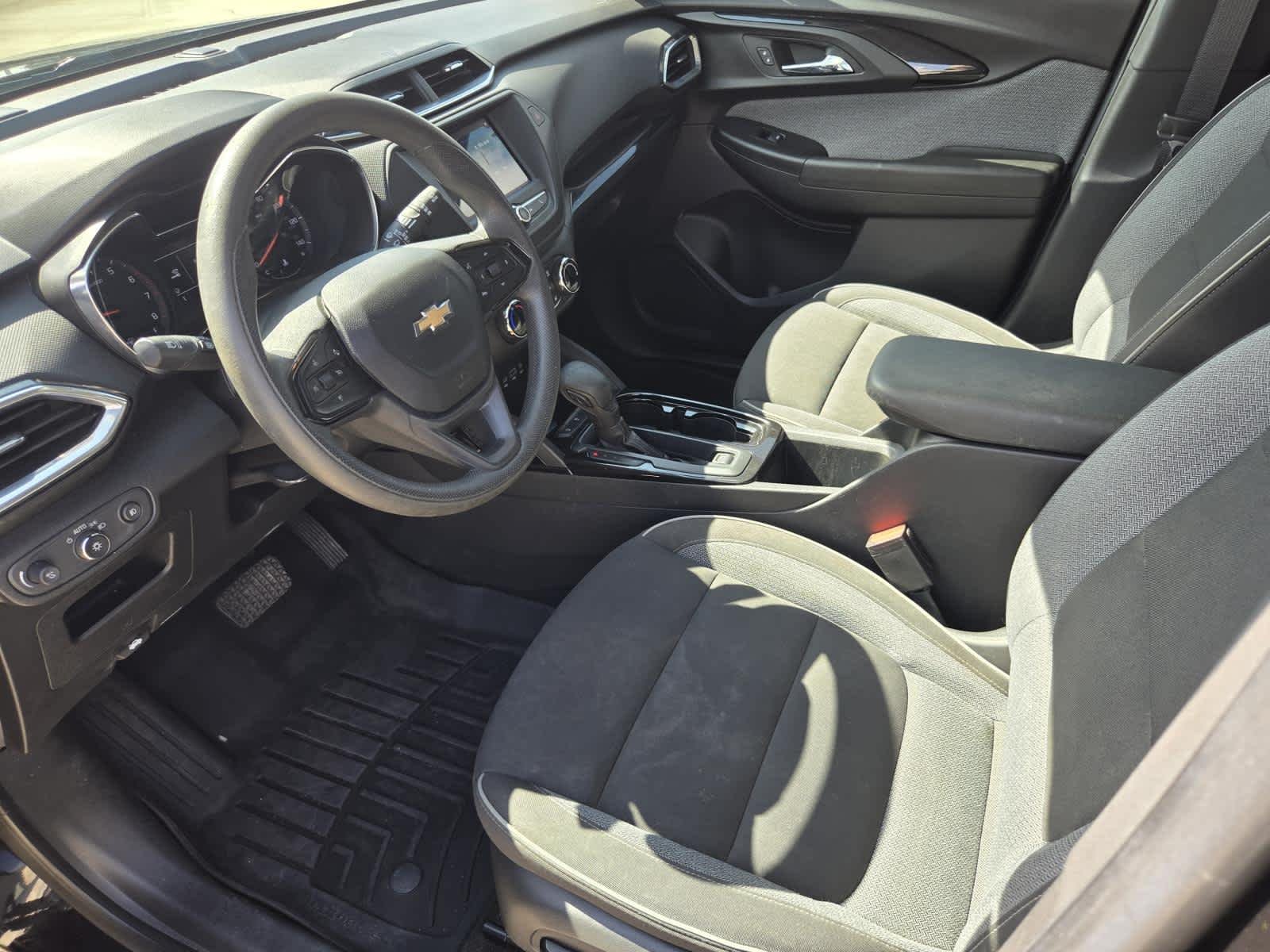 Used 2023 Mosaic Black Metallic Chevrolet LT image 14