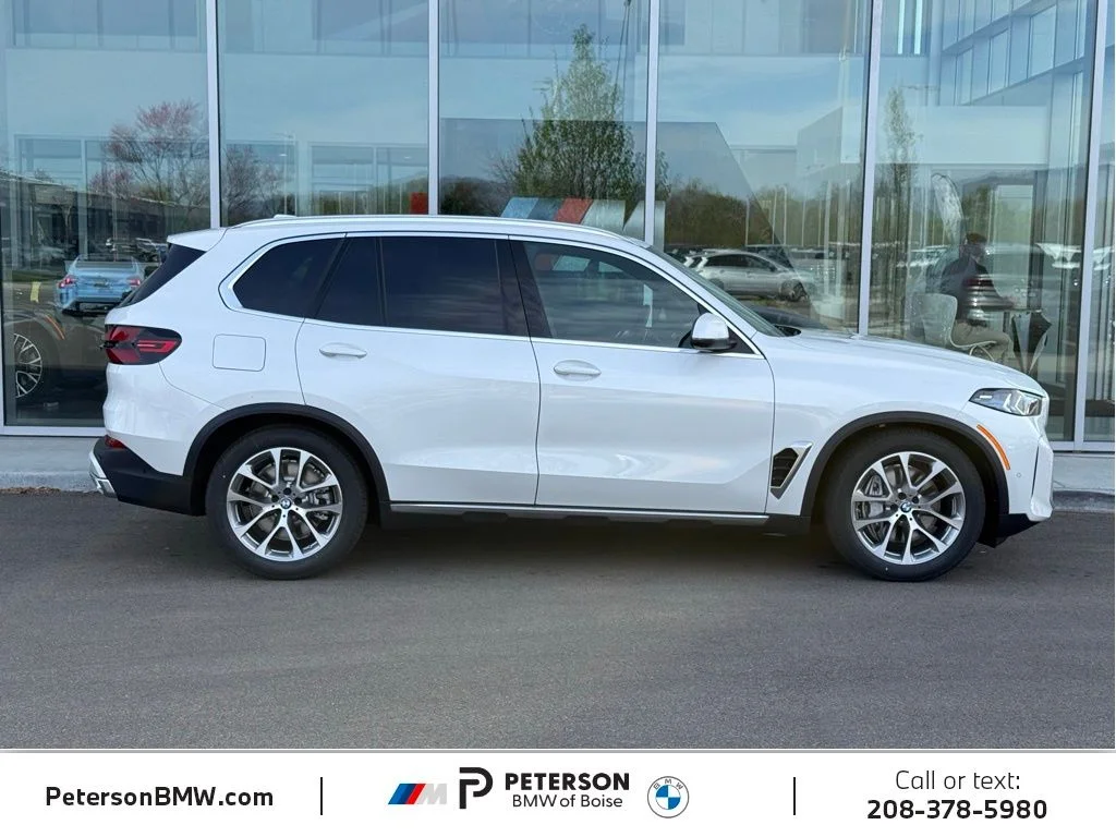 New 2026 White BMW xDrive50e image 6