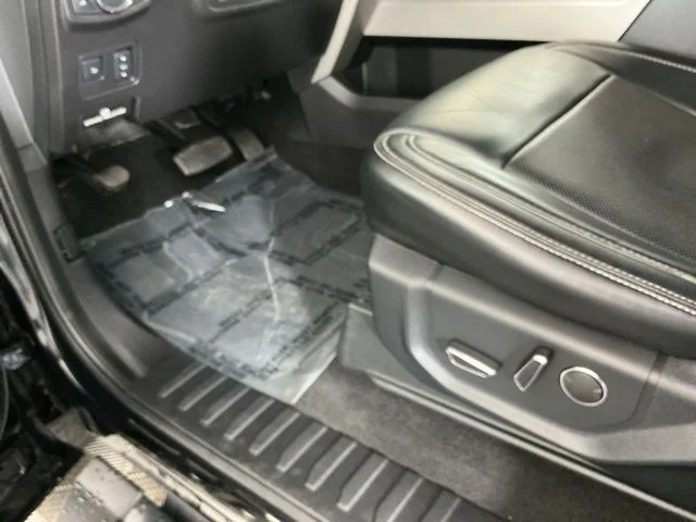 Used 2019 Agate Black Metallic Ford Lariat image 16