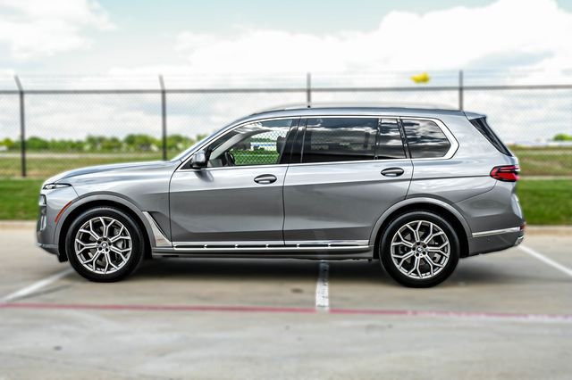 Used 2024 Gray BMW xDrive40i image 18