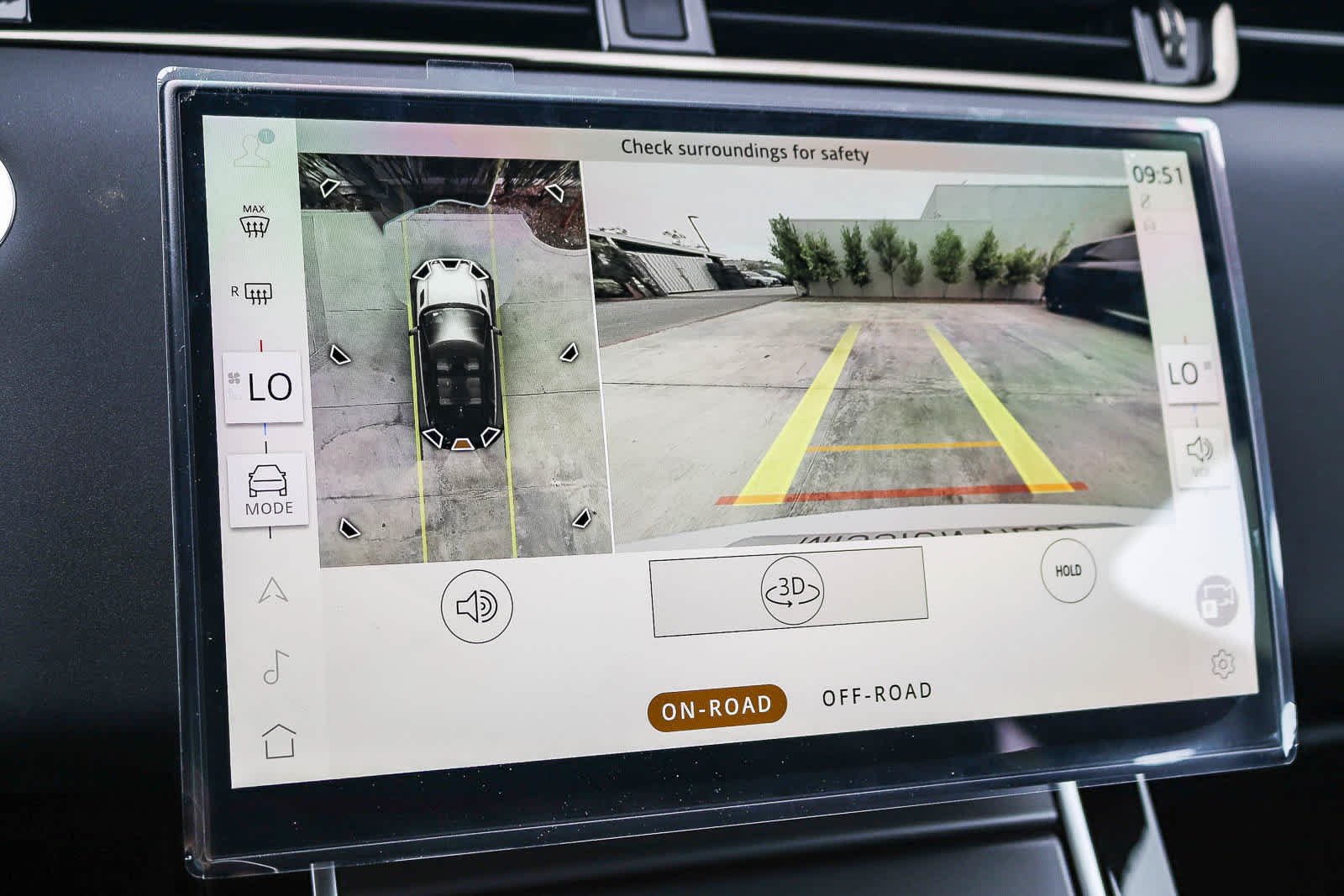 New 2026 Fuji White Land Rover Core S image 26