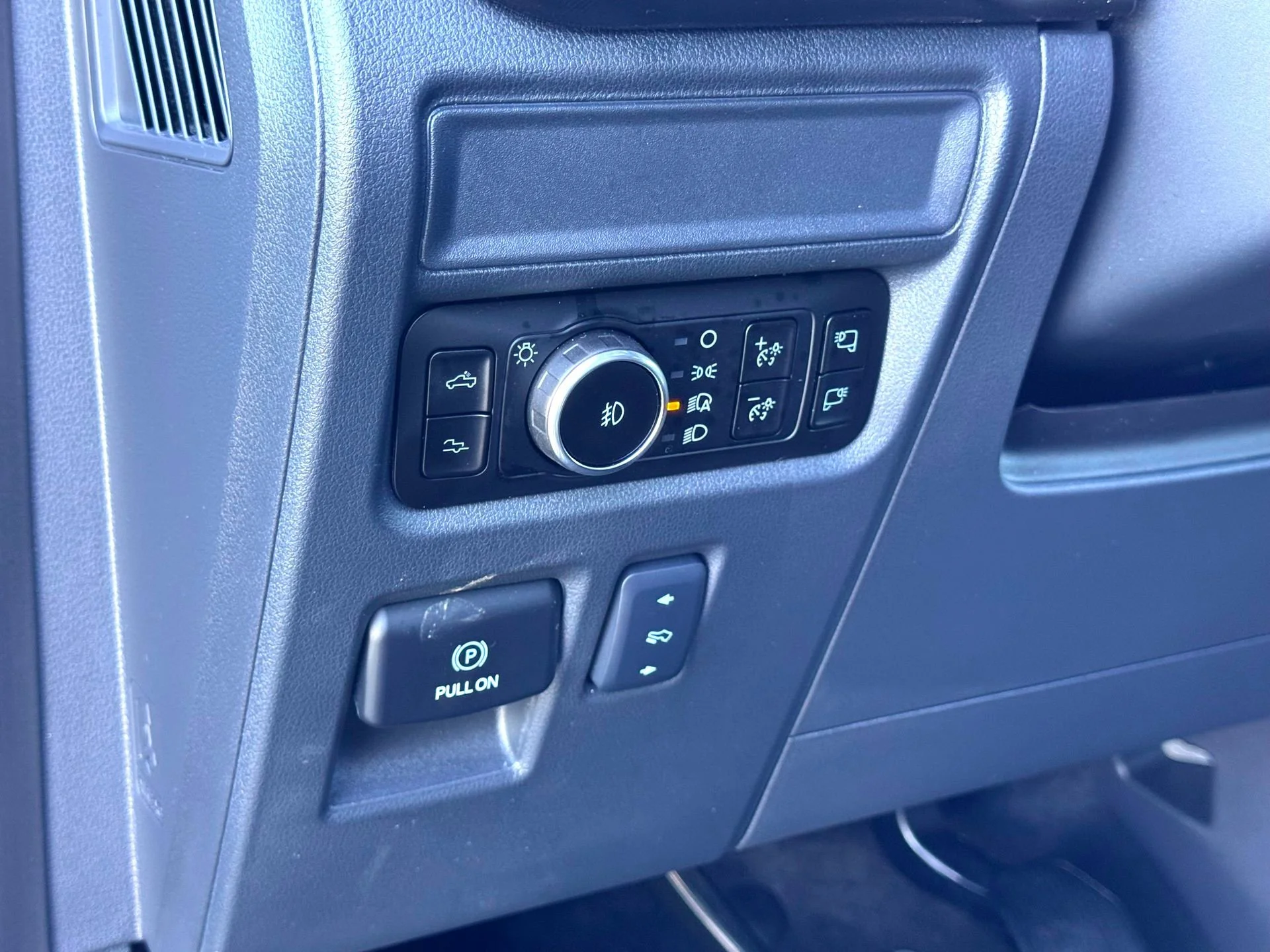 Used 2025 CARBONIZED GRAY Ford Raptor R image 18