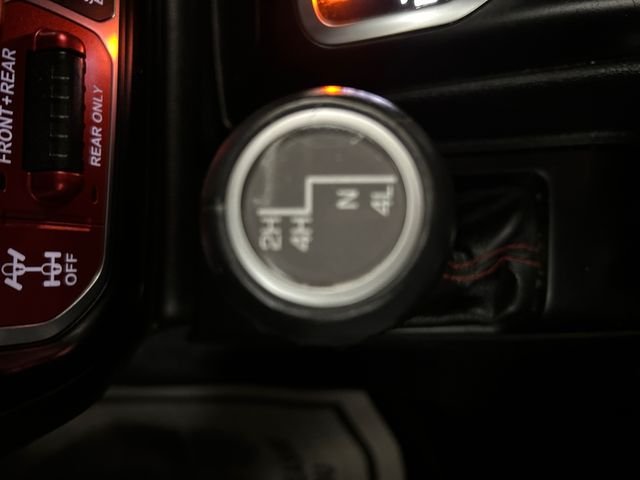 Used 2020 Silver Jeep Rubicon image 30