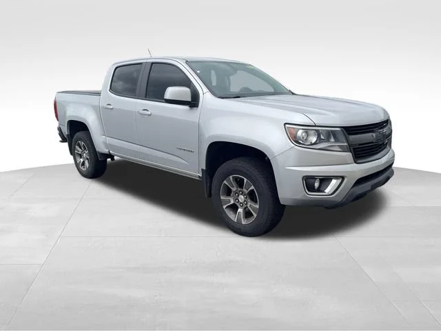 Used 2020 SILVER ICE METALLIC Chevrolet 4WD Z71 image 8