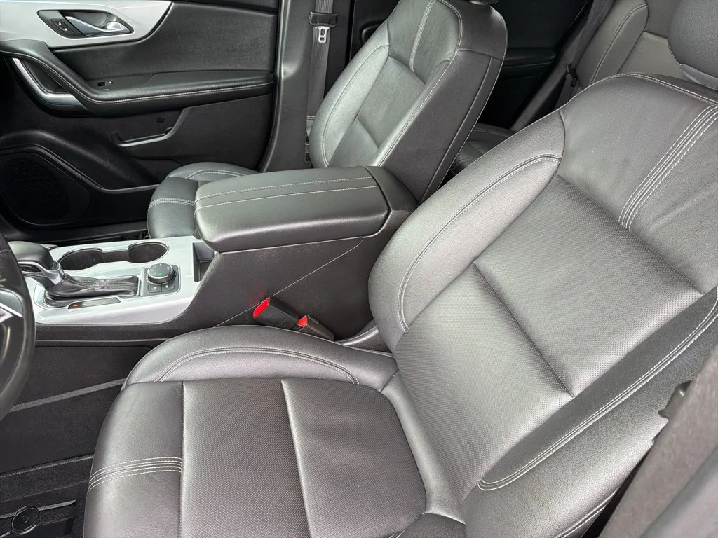 Used 2023 Black Chevrolet LT image 10