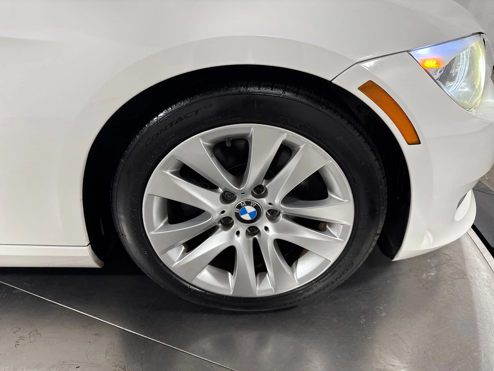 Used 2012 Alpine White BMW 328i image 28