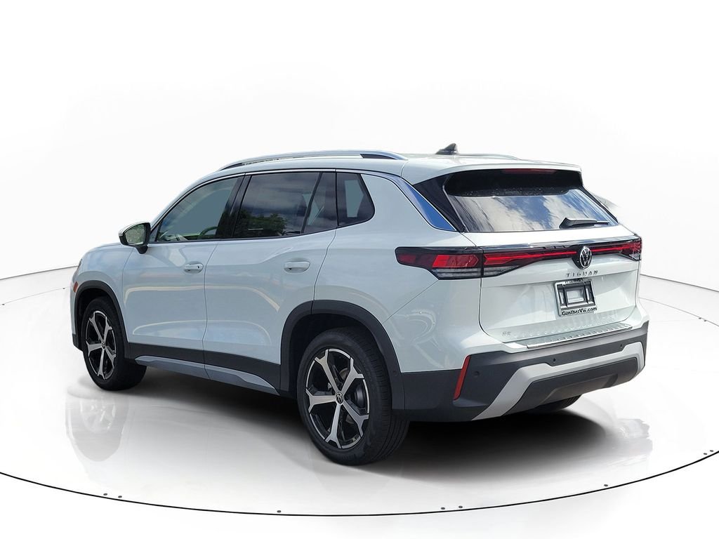 New 2026 White/off-white Volkswagen 2.0T SE image 3