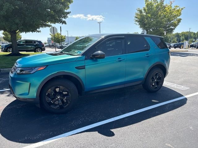 Used 2020 White Land Rover SE image 1