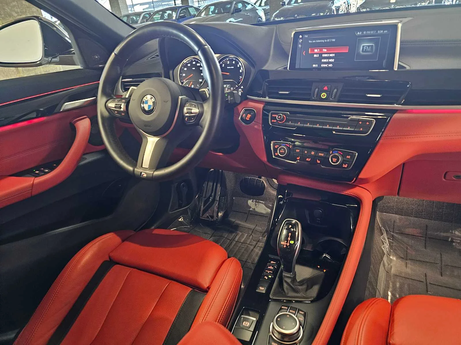 Used 2020 Alpine White BMW M35i image 32