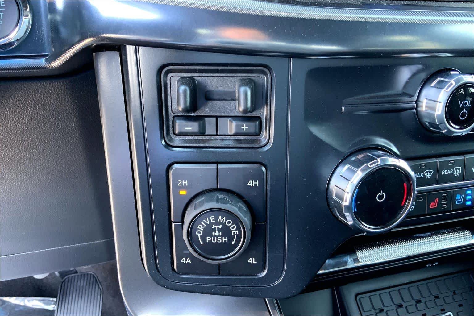 New 2026 Iconic Silver Metallic Ford Tremor® image 16