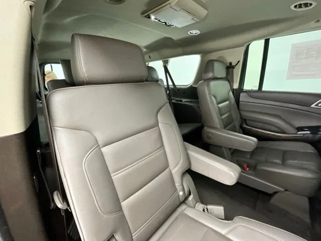 Used 2019 Silver GMC Denali image 15