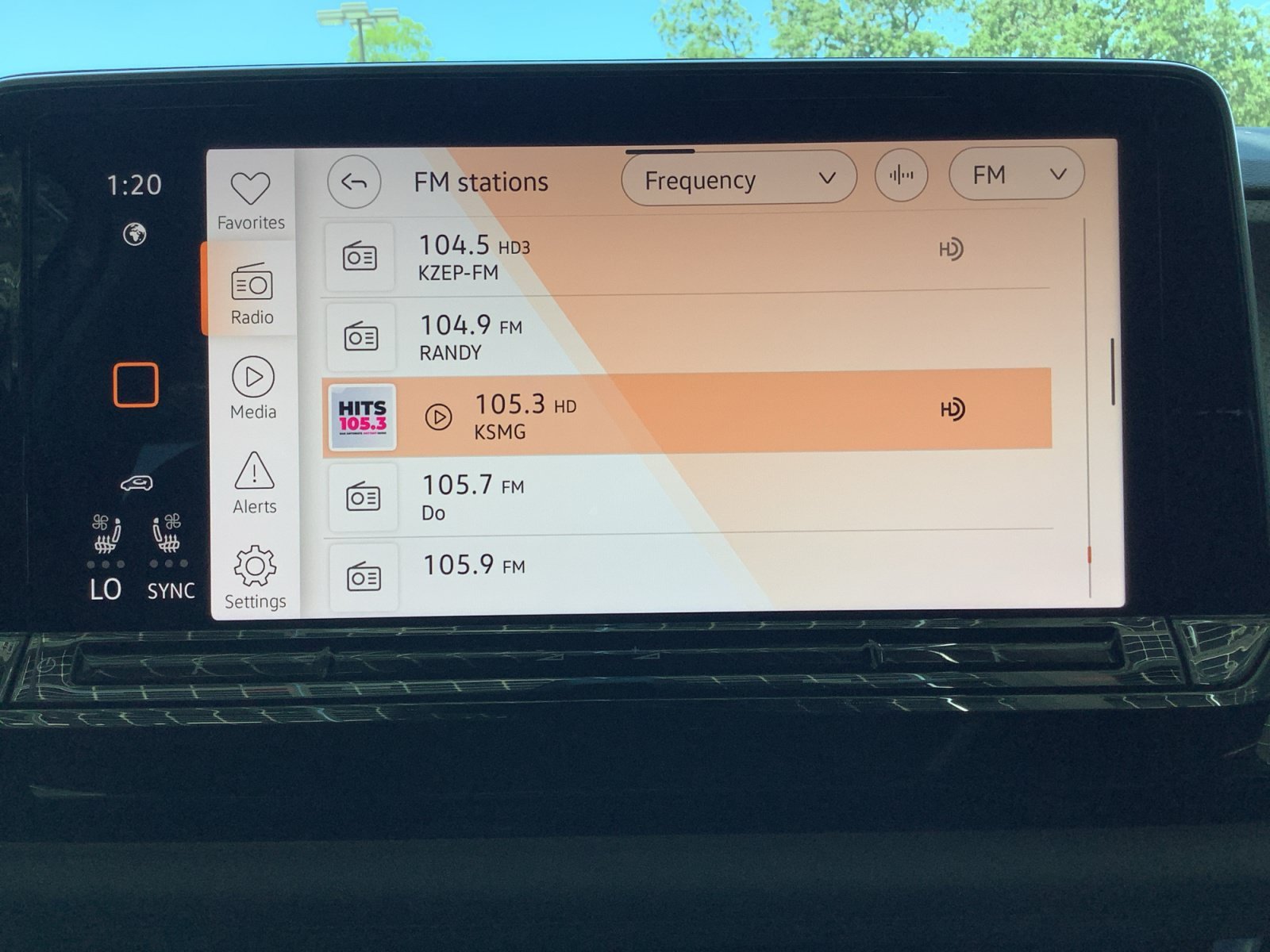 New 2026 Opal White Pearl Volkswagen 2.0T Peak Edition image 17
