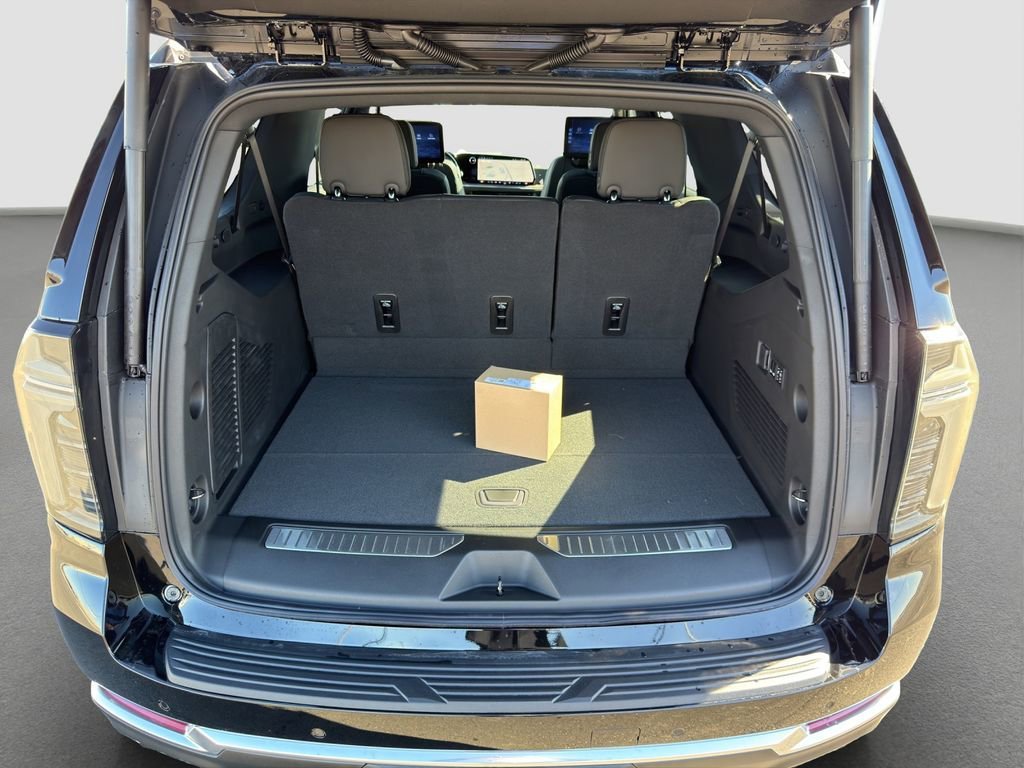 2026 Chevrolet Suburban High Country - Photo 17