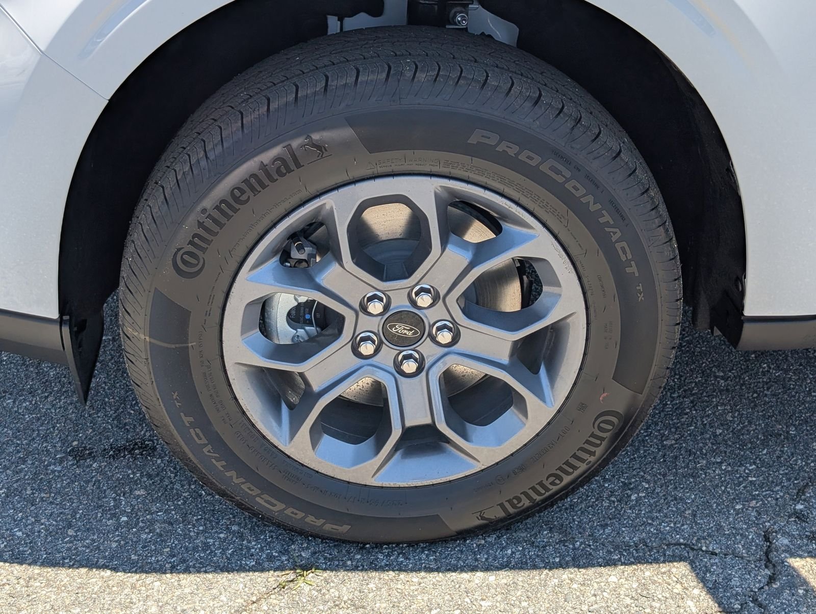 New 2026 Oxford White Ford XLT image 13