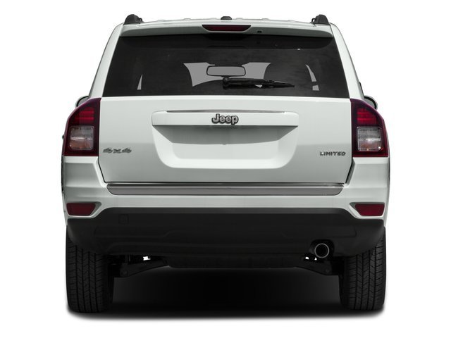 Used 2016 Bright White Clearcoat Jeep Latitude image 8
