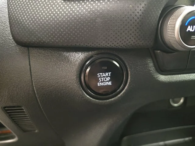 Used 2025 Wind Chill Pearl Mazda 2.5 S Preferred Package image 27