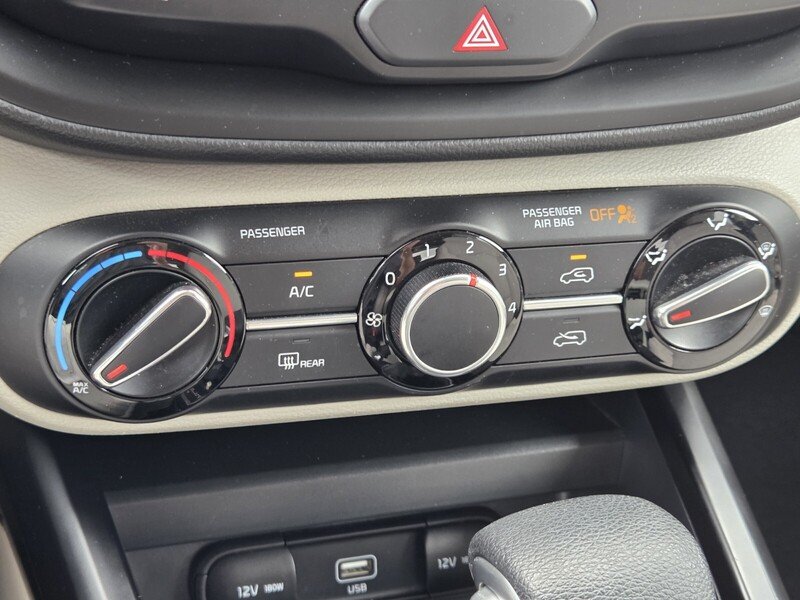 Certified Used 2020 Snow White Pearl KIA S IVT image 26