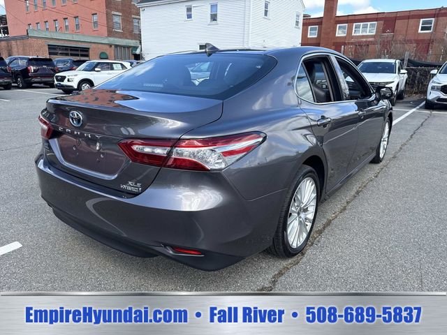 2020 Toyota Camry XLE - Photo 6