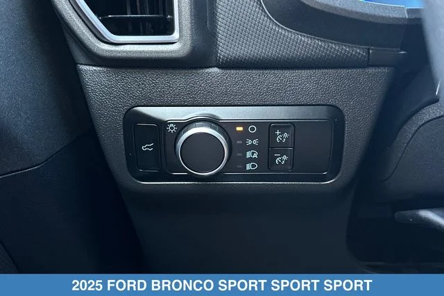 Used 2025 White Ford Big Bend image 31
