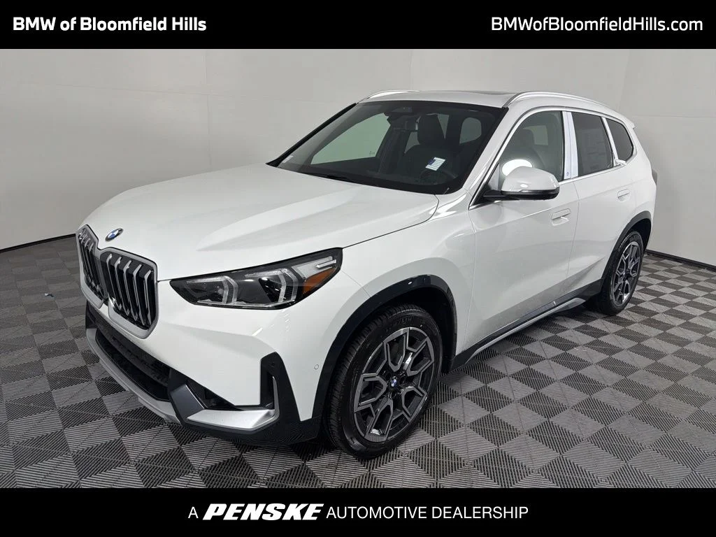 Used 2026 Alpine White BMW xDrive28i image 1