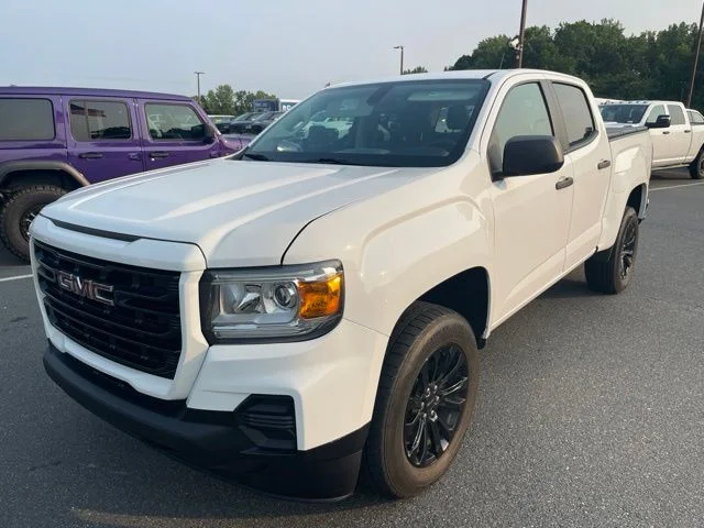 Used 2022 White GMC Elevation Standard image 1