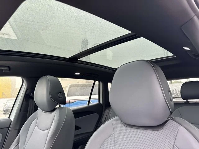 New 2026 White/off-white Volkswagen 2.0T SE R-Line Black image 12
