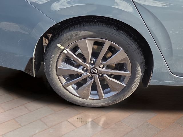 New 2026 Atlantic Gray Metallic Nissan SL image 4