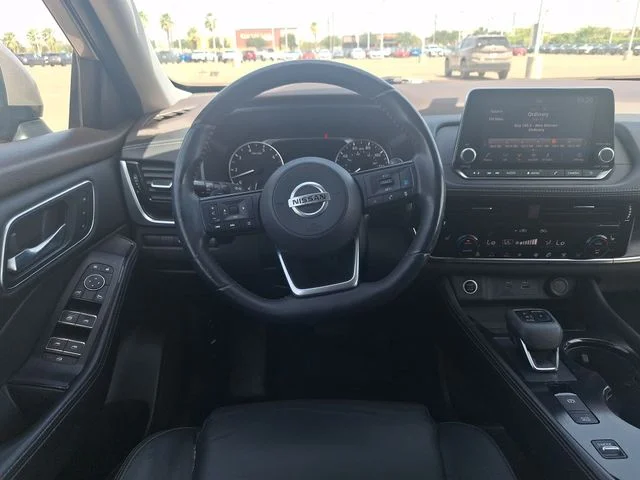 Used 2021 Gold Nissan SL image 14