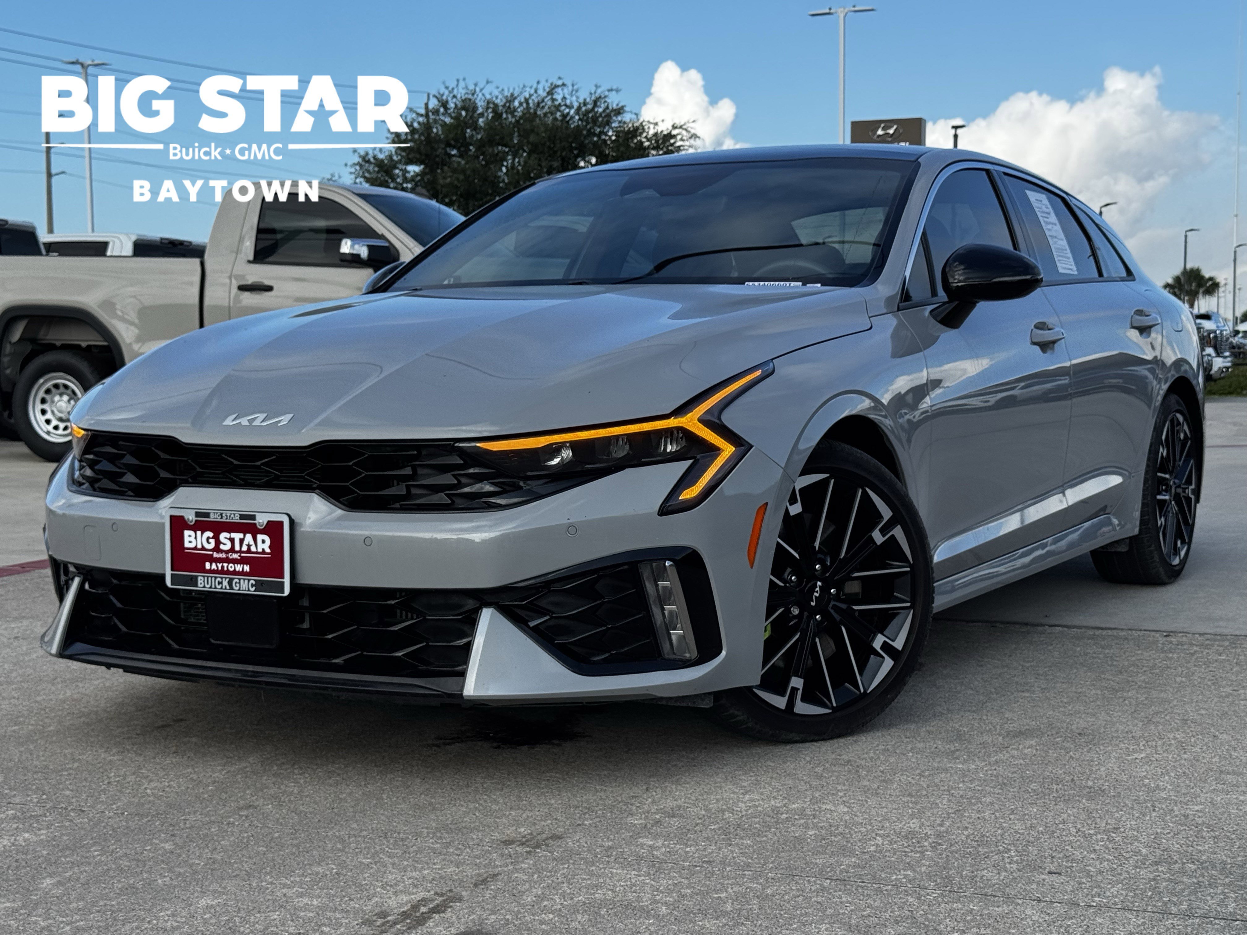 2025 Kia Optima GT FWD's photo