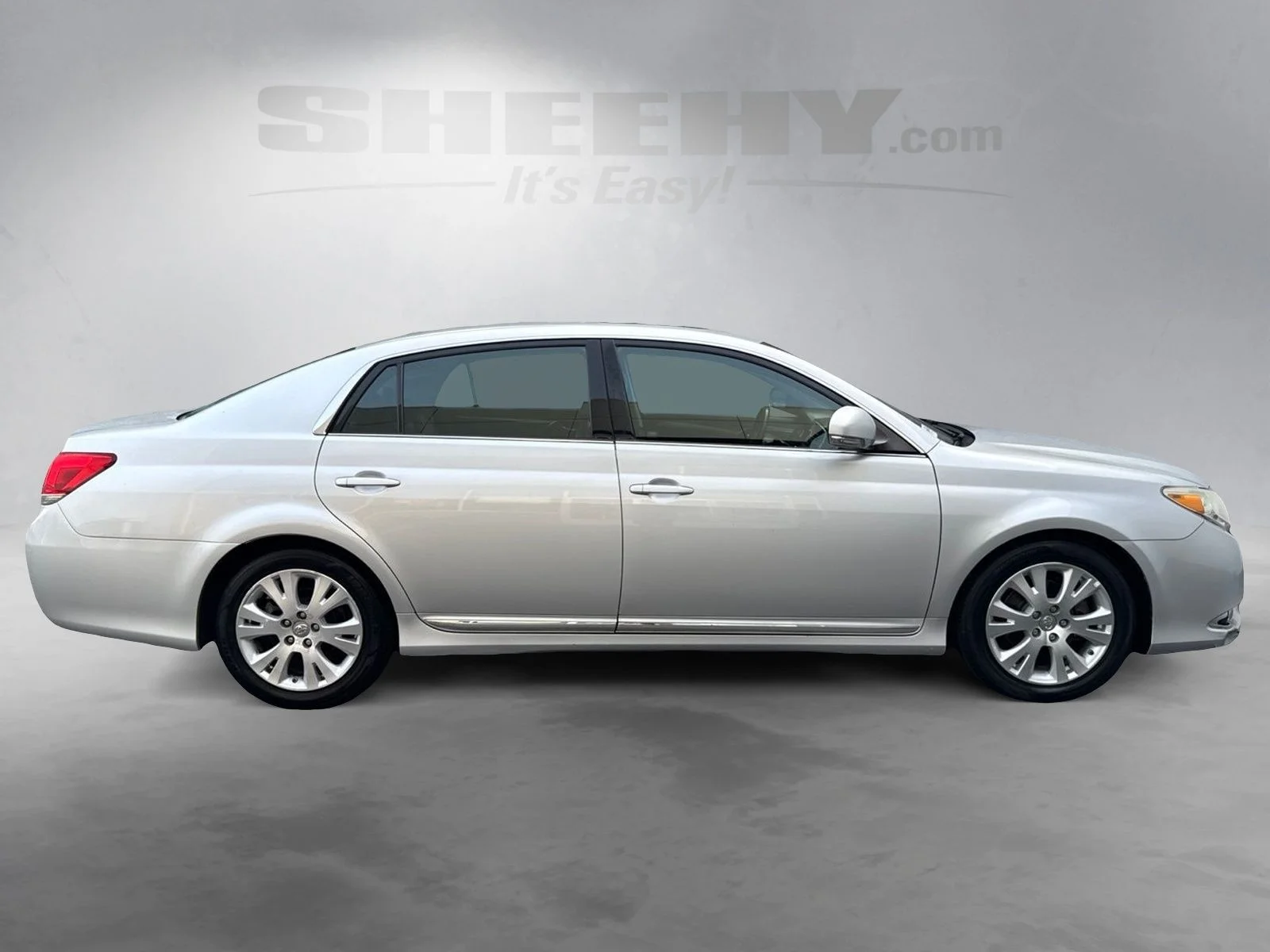 Used 2012 Silver Toyota Base image 7
