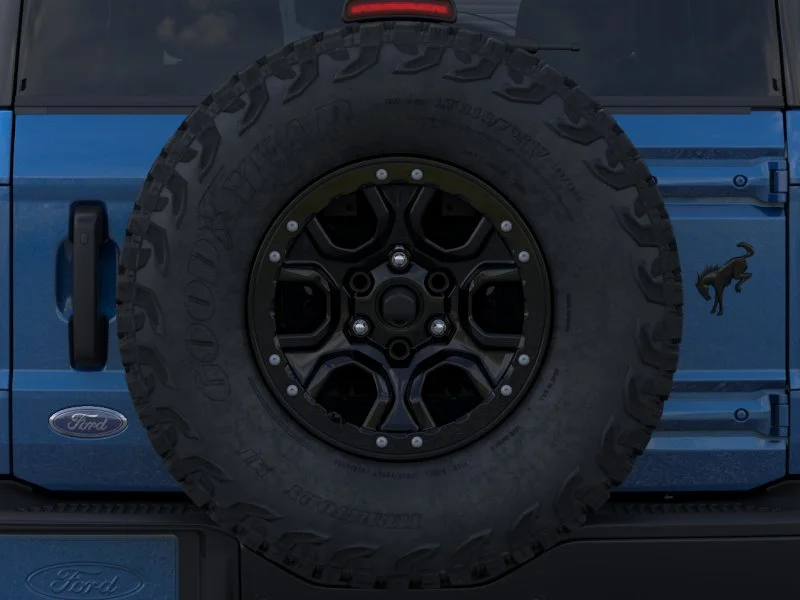 New 2026 Velocity Blue Metallic Ford Badlands® image 24