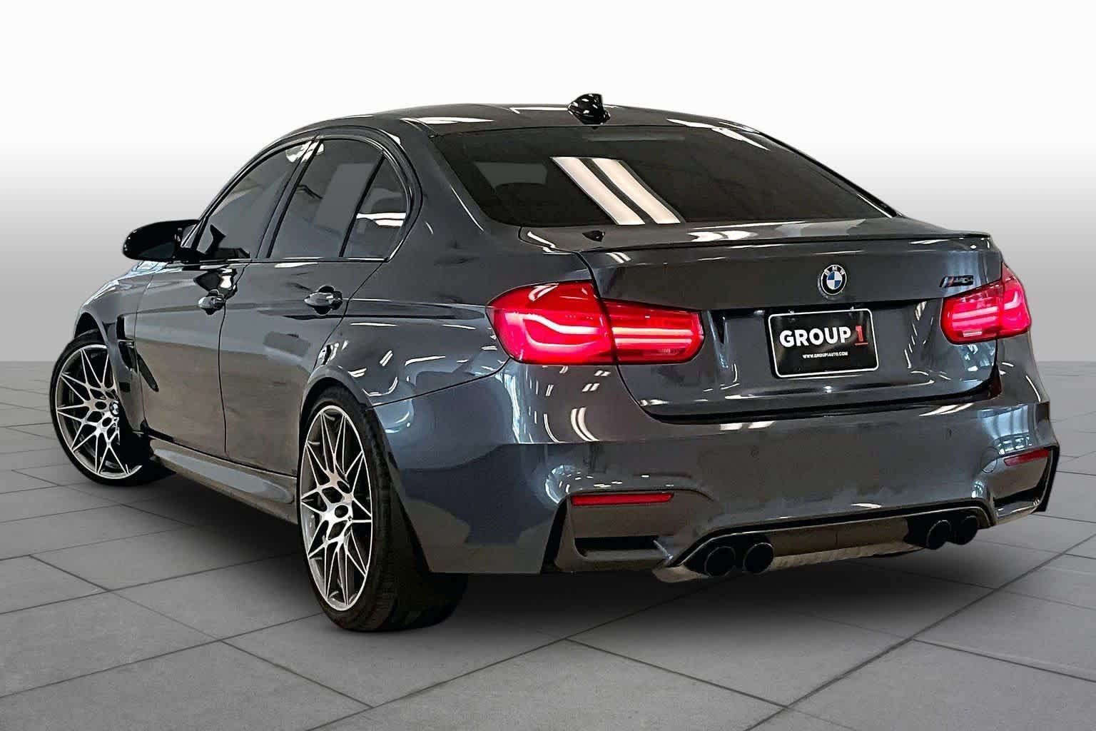 Used 2017 Mineral Gray Metallic BMW  image 10