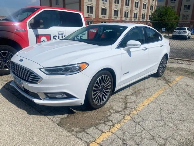 Used 2018 Oxford White Ford Titanium image 2
