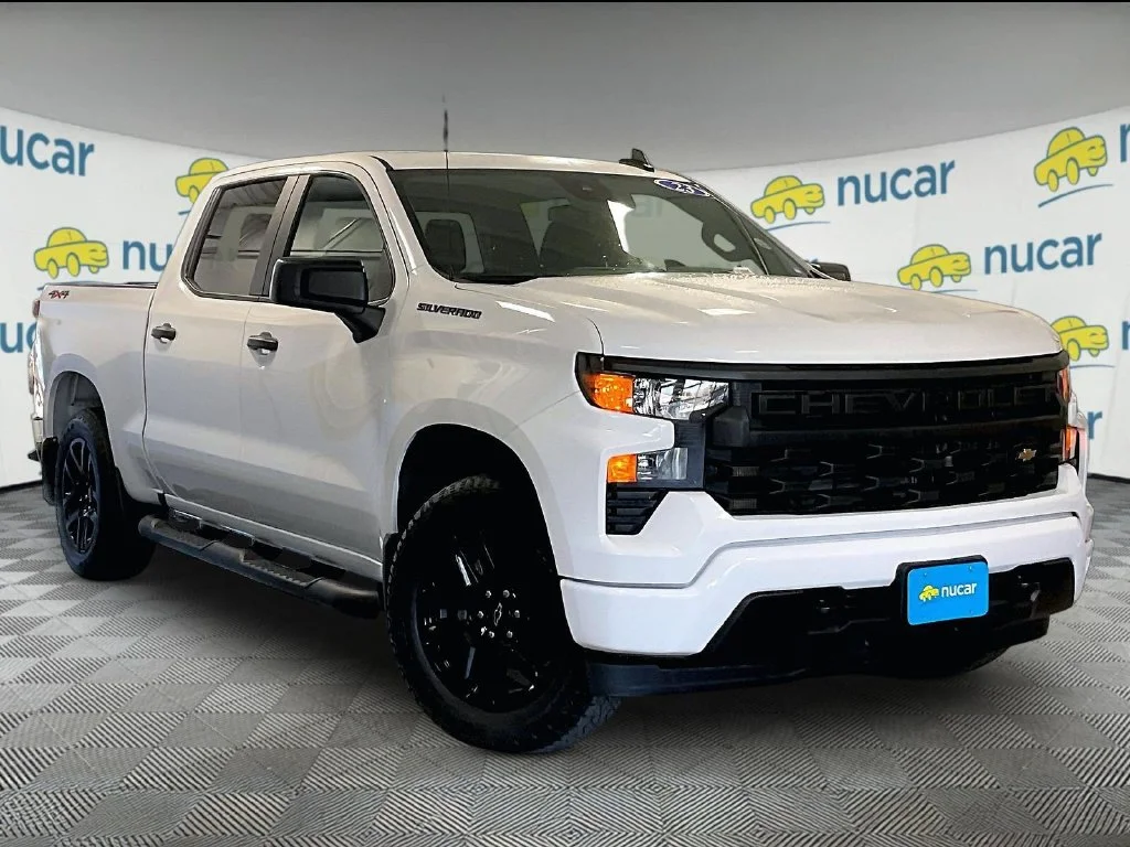 Used 2023 White Chevrolet Custom image 1