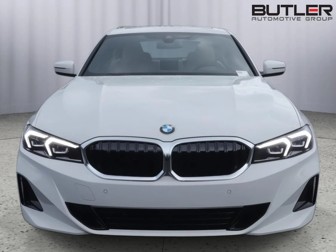 New 2026 Alpine White BMW 330i image 2