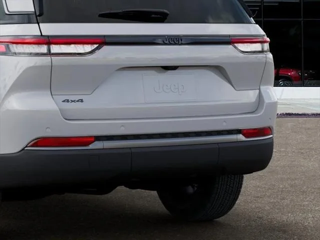 New 2026 Bright White Clear-Coat Exterior Paint Jeep Laredo image 13