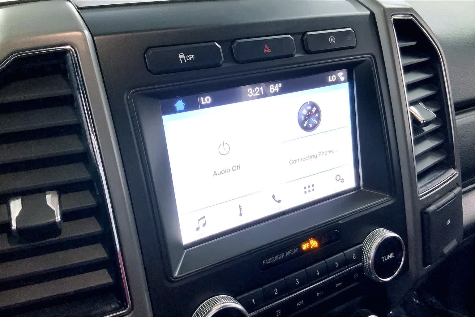 Used 2019 Agate Black Metallic Ford XLT image 25